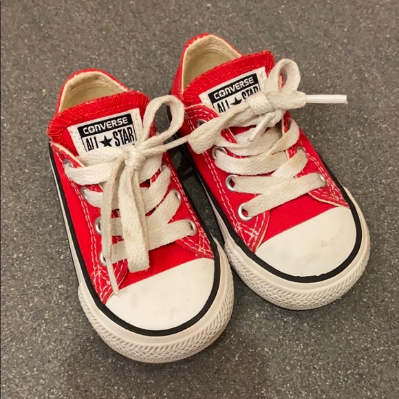 converse shoes size 4